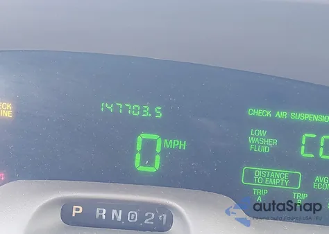 2000 Mercury Grand Marquis Ls z USA, uszkodzony, nr VIN 2MEFM75W1YX669068